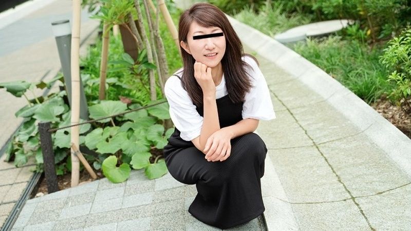 欲求不滿人妻的痴態 御園早苗
