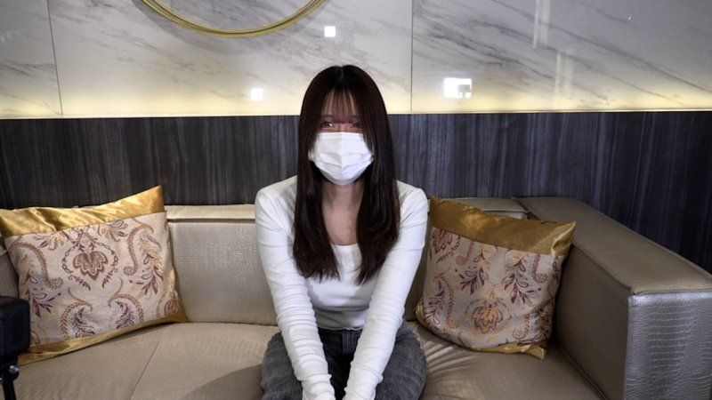 【素人初撮り】あすか(18) 黒髪ロングのかわいい素人。初めてメタボ中年とのエッチをがんばろうとしてえらい。でもアナル责めでだめになってしまう。それでももう一度挿入されて...