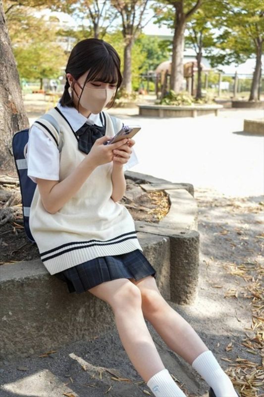 【塩対応メス】世の中なめきったクソ生意気女子　ポルチオガン突きガチ中出し