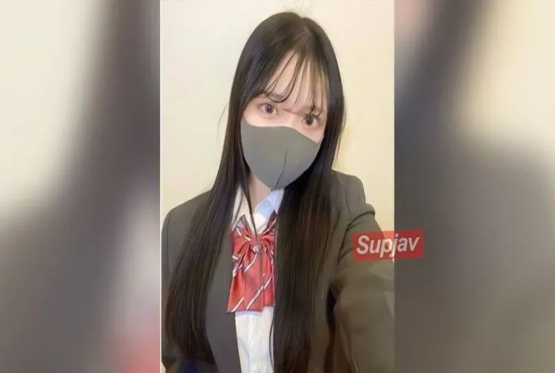 【初撮り】お人形さんのような才色兼备のスレンダー美女さくらちゃん！某有名モデル事务所の金の卵に初中出ししてきました！